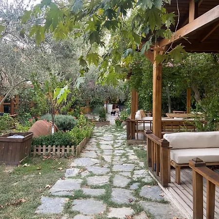 Pavelin Yeri Hotel Edremit (Balikesir)