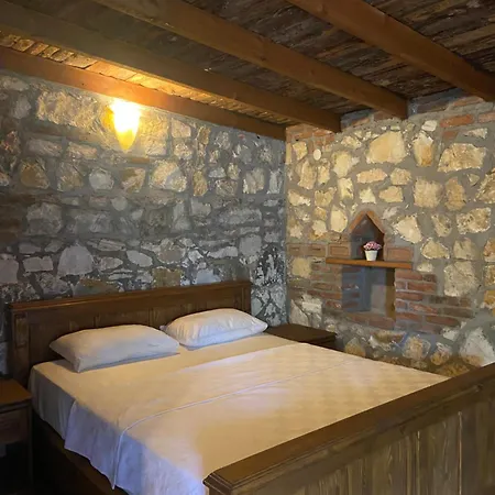 Pavelin Yeri Hotel Edremit (Balikesir)